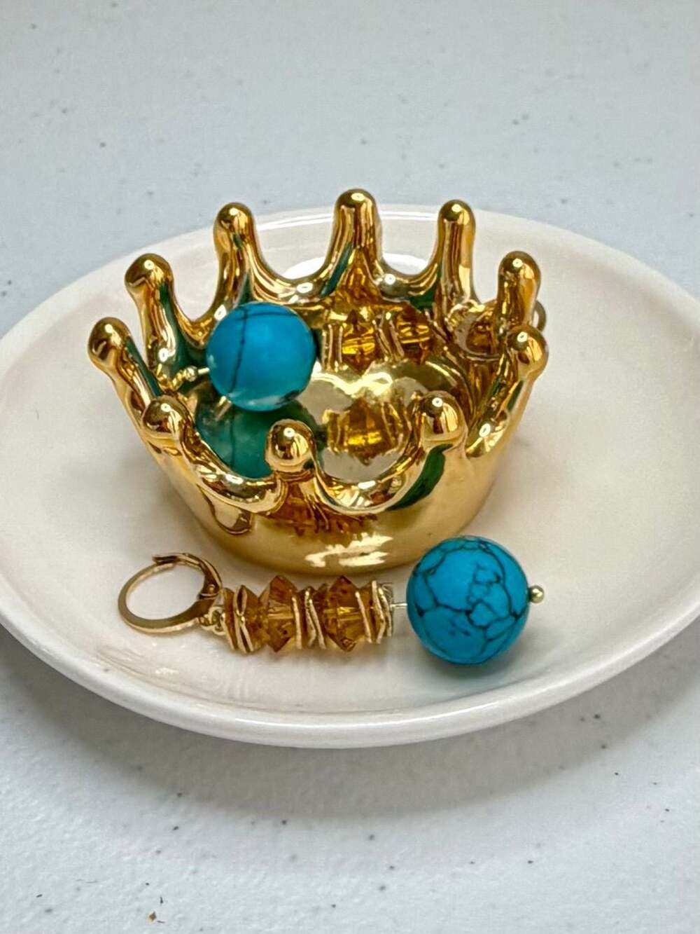 Handmade by Fynn Gold-Tone Turquoise Howlite and Amber Crystal Dangle Earrings - Picture 2 of 6